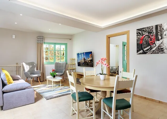 Argiros House 別荘 ハニア